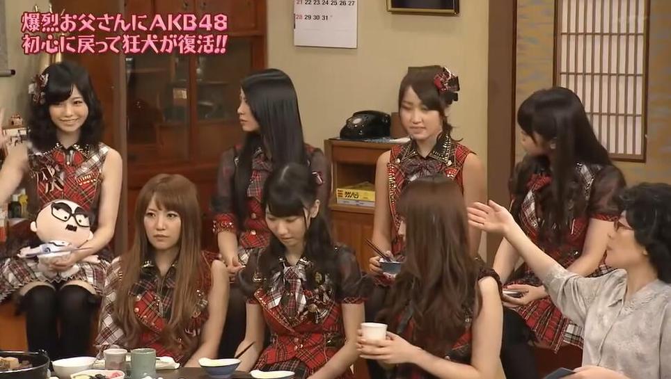 惊！AKB48女团被爆裂老爹惩罚流出了大汗